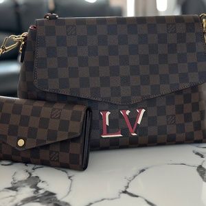 LV Purse with matching Wallet